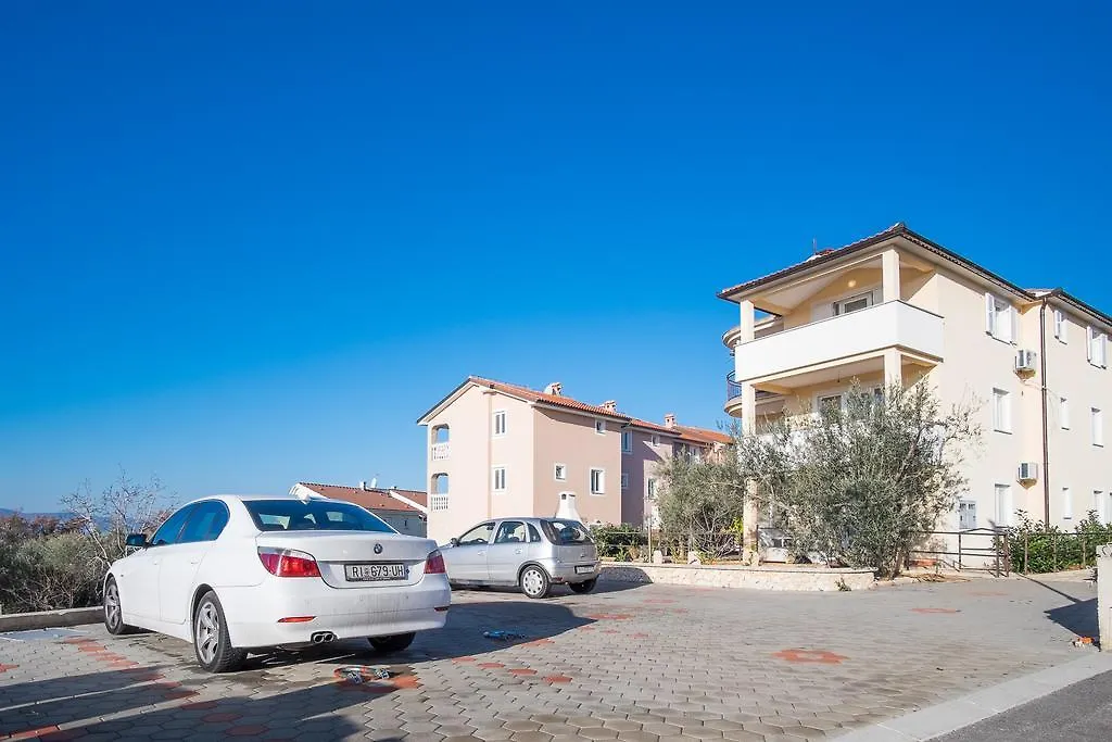 Apartment Ivona 2435 Malinska Croatie