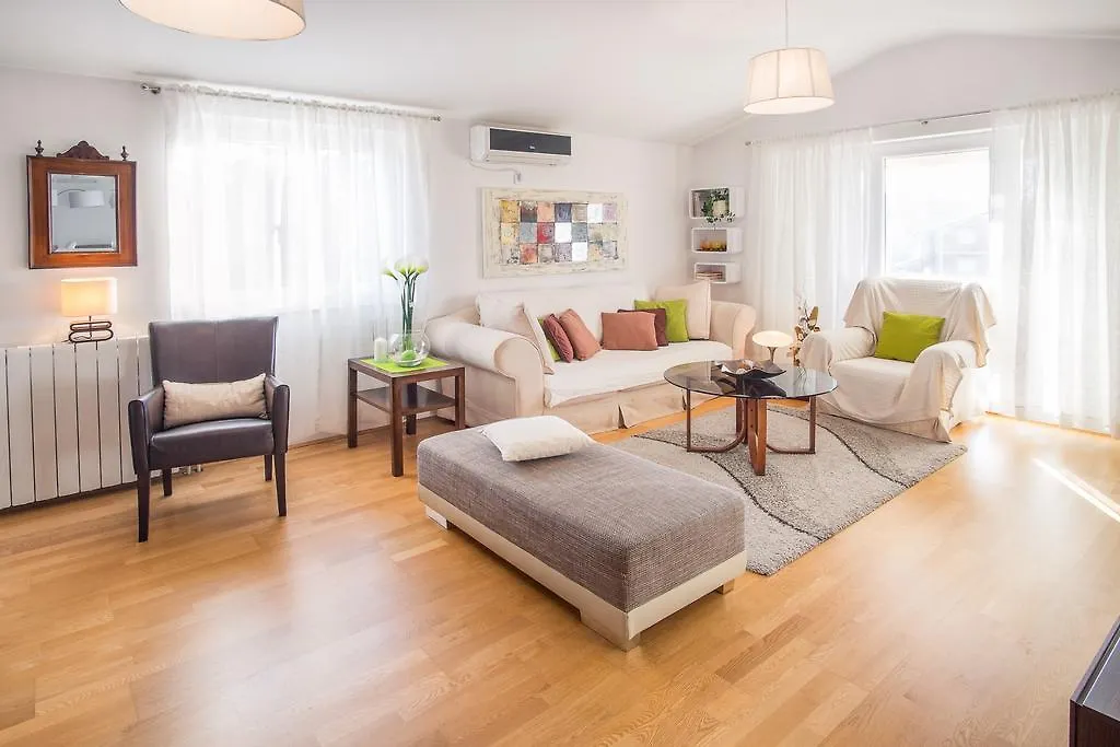 Apartment Ivana 2435 Malinska Croatia