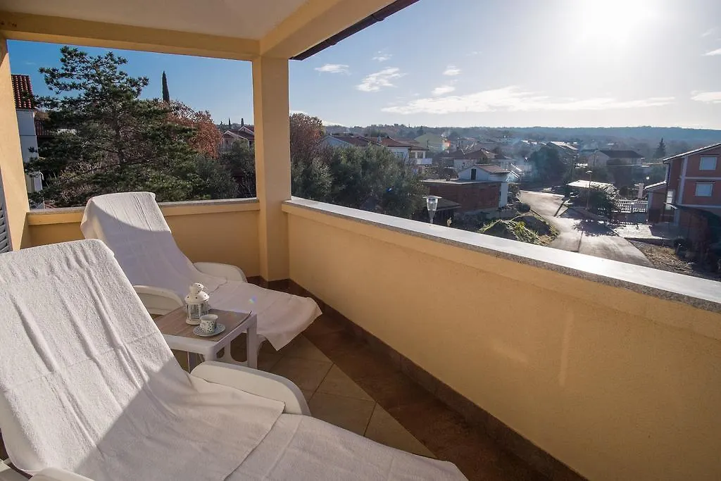 Apartment Ivana 2435 Malinska Croatia