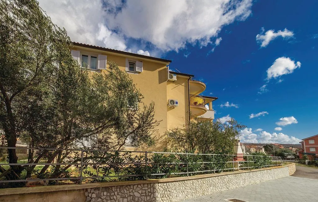 Apartment Ivana 2435 Malinska